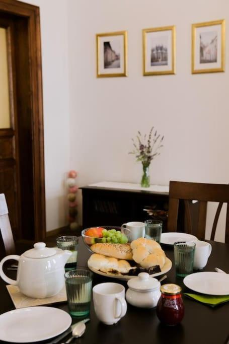 Rhythm And Style In Prague City Center Andel Apartamento Exterior foto