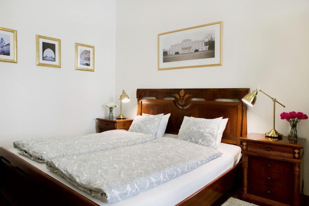 Rhythm And Style In Prague City Center Andel Apartamento Exterior foto