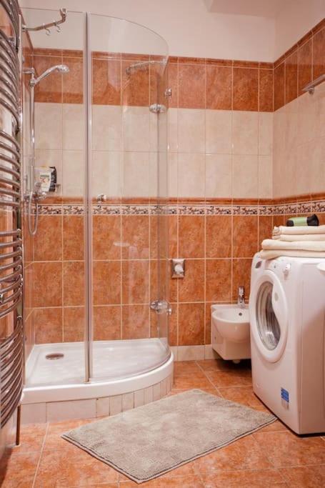 Rhythm And Style In Prague City Center Andel Apartamento Exterior foto